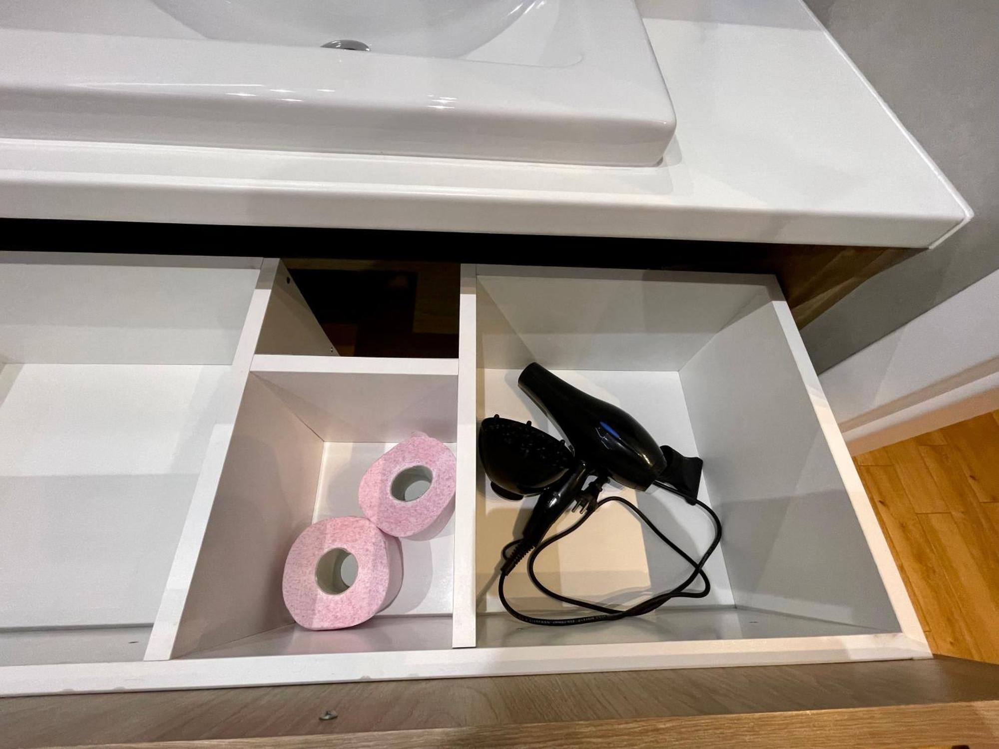 דירות ורשה Time&House Pileckiego Przy Centrum Onkologi I Klinice Novum Apartament Na Wylacznosc Pokoj,Sypialnia,Lozko, Lazienka,Kuchnia מראה חיצוני תמונה