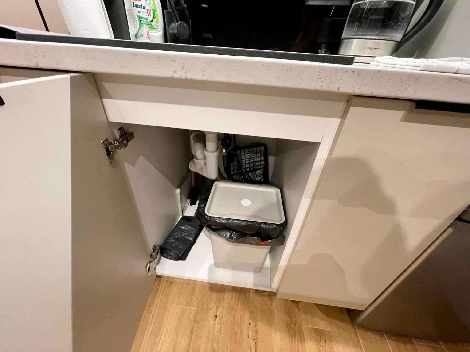 דירות ורשה Time&House Pileckiego Przy Centrum Onkologi I Klinice Novum Apartament Na Wylacznosc Pokoj,Sypialnia,Lozko, Lazienka,Kuchnia מראה חיצוני תמונה
