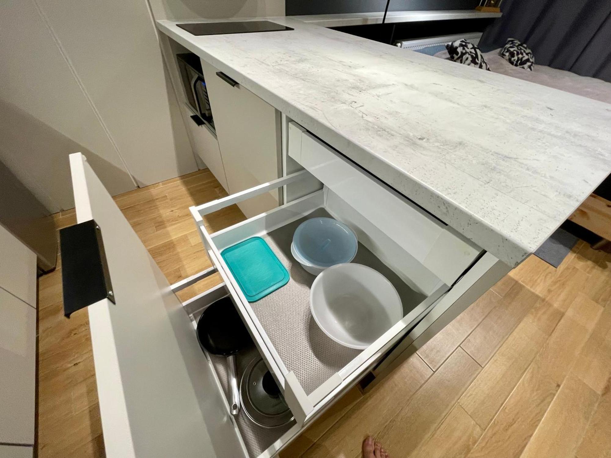 דירות ורשה Time&House Pileckiego Przy Centrum Onkologi I Klinice Novum Apartament Na Wylacznosc Pokoj,Sypialnia,Lozko, Lazienka,Kuchnia מראה חיצוני תמונה